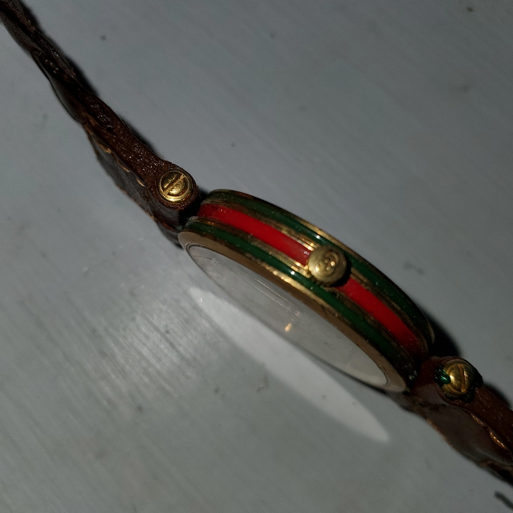 Vintage GUCCI Watch ⌚️ - Picture 10 of 16